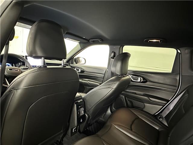 2025 Jeep Compass Altitude (Stk: 43300JA) in Belleville - Image 8 of 28