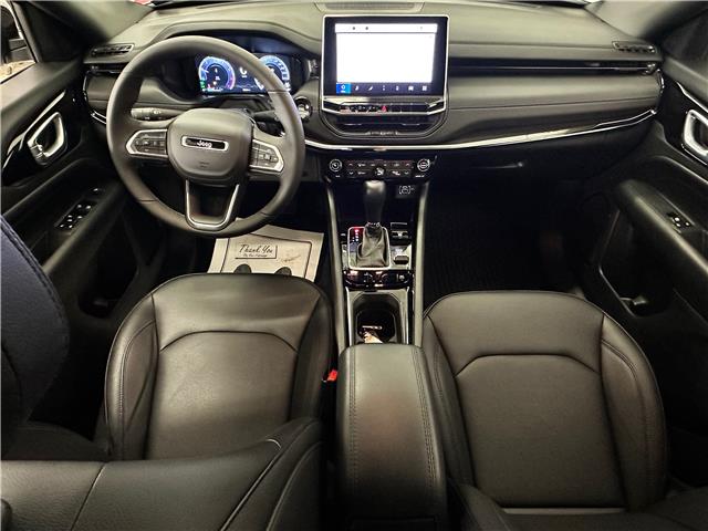 2025 Jeep Compass Altitude (Stk: 43300JA) in Belleville - Image 10 of 28