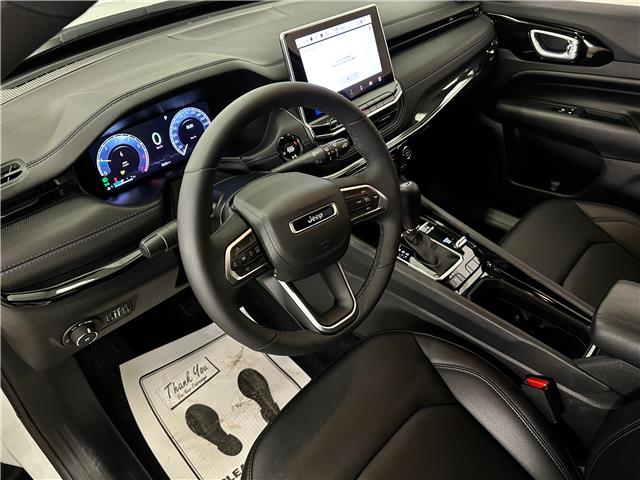 2025 Jeep Compass Altitude (Stk: 43300JA) in Belleville - Image 13 of 28
