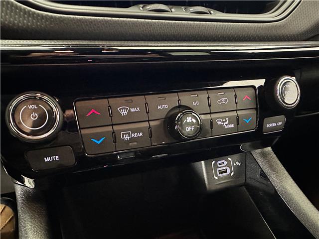 2025 Jeep Compass Altitude (Stk: 43300JA) in Belleville - Image 19 of 28