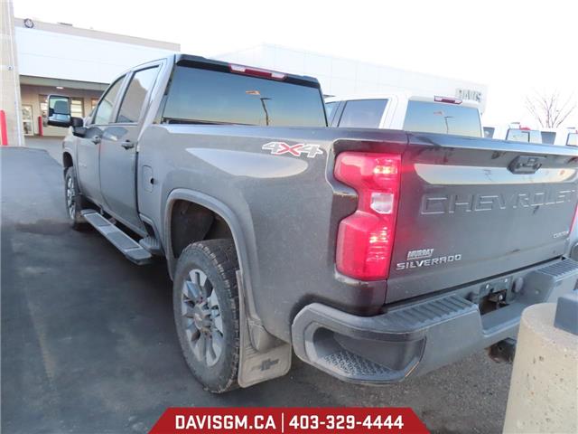 2022 Chevrolet Silverado 2500HD Custom (Stk: 302814) in Lethbridge - Image 5 of 8