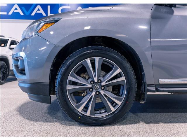 2017 Nissan Pathfinder Platinum (Stk: RE68758) in Calgary - Image 8 of 20