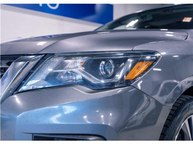 2017 Nissan Pathfinder Platinum (Stk: RE68758) in Calgary - Image 9 of 20