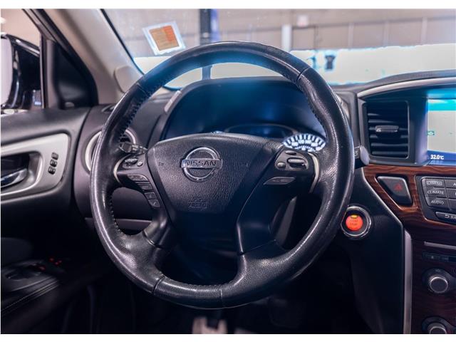 2017 Nissan Pathfinder Platinum (Stk: RE68758) in Calgary - Image 13 of 20