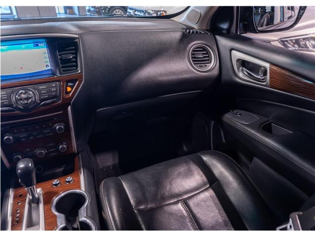 2017 Nissan Pathfinder Platinum (Stk: RE68758) in Calgary - Image 18 of 20