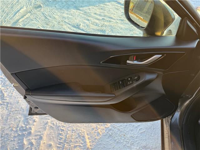 2016 Mazda Mazda3 Sport GS (Stk: 2511614) in Waterloo - Image 9 of 19