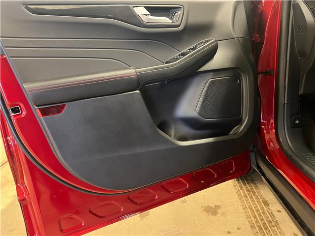 2026 Ford Escape ST-Line (Stk: 26ES1) in St.Paul - Image 3 of 10 2026 Ford Escape ST-Line (Stk: 26ES1) in St.Paul - Image 3 of 10