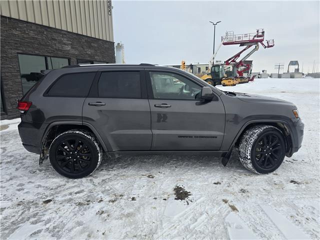 2019 Jeep Grand Cherokee Laredo in Saskatoon - Image 5 of 14
