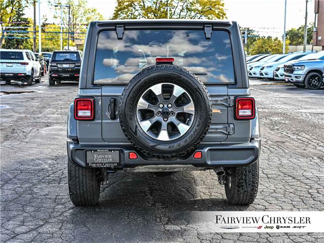 2021 Jeep Wrangler Unlimited Sahara (Stk: U21362) in Burlington - Image 5 of 31