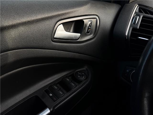 2018 Ford Escape SEL (Stk: 260280B) in Calgary - Image 11 of 18