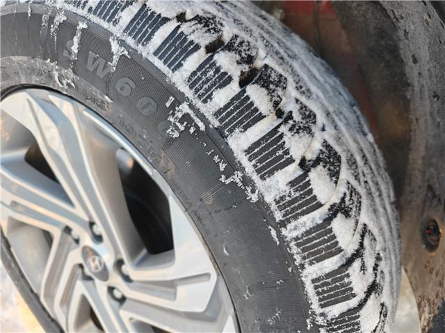 2023 Hyundai Santa Fe Preferred in Ottawa - Image 6 of 8