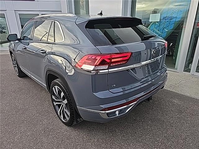 2023 Volkswagen Atlas Cross Sport 3.6 FSI Execline (Stk: U1394) in Lethbridge - Image 3 of 26