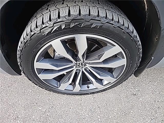 2023 Volkswagen Atlas Cross Sport 3.6 FSI Execline (Stk: U1394) in Lethbridge - Image 8 of 26