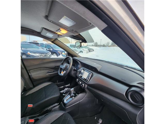2020 Nissan Kicks S in Ottawa - Image 3 of 9