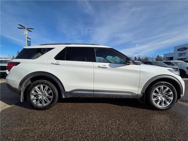2025 Ford Explorer Platinum (Stk: 7070) in Calgary - Image 3 of 12