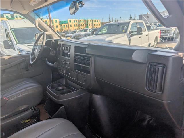 2024 GMC Savana 2500 Work Van (Stk: 19422) in Calgary - Image 11 of 20