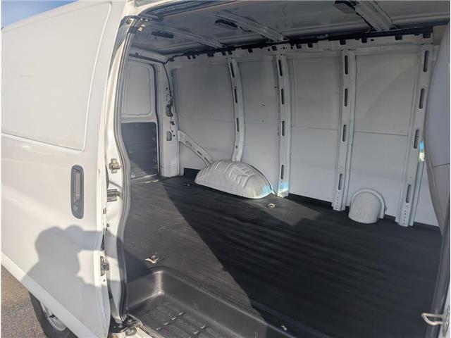 2024 GMC Savana 2500 Work Van (Stk: 19422) in Calgary - Image 13 of 20
