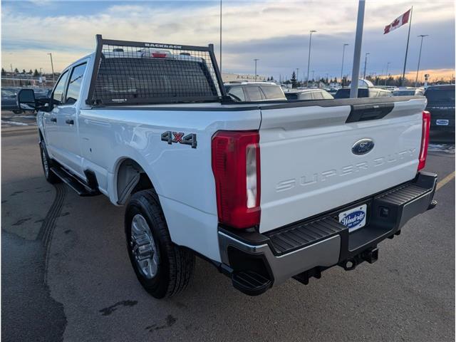 2024 Ford F-350 XLT (Stk: 19426) in Calgary - Image 3 of 24