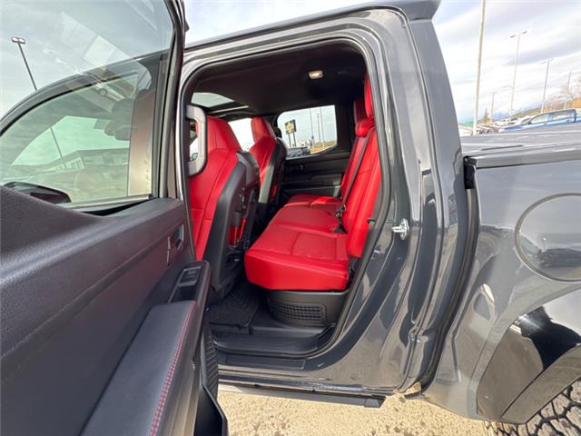 2025 Toyota Tacoma Hybrid Base (Stk: T023368M) in Cranbrook - Image 13 of 21