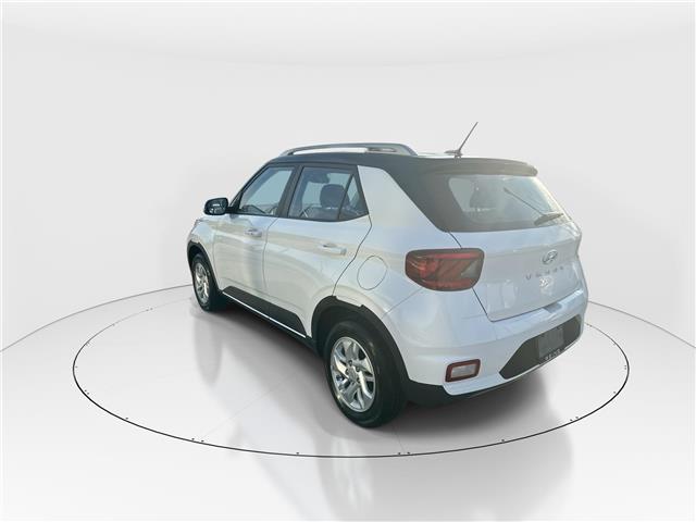 2025 Hyundai Venue Preferred w/Two-Tone (Stk: 16U101621) in Markham - Image 6 of 12