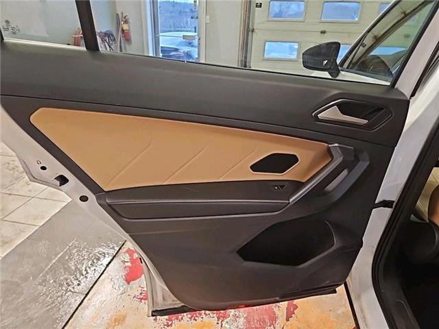 2022 Volkswagen Tiguan Comfortline R-Line Black Edition (Stk: 133899) in Lower Sackville - Image 8 of 12