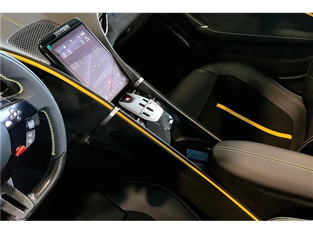 2025 Ferrari Roma Spider Base (Stk: C0313) in Richmond - Image 18 of 30