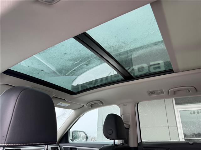 2021 Volkswagen Atlas 2.0 TSI Highline (Stk: 24731) in Pembroke - Image 24 of 40