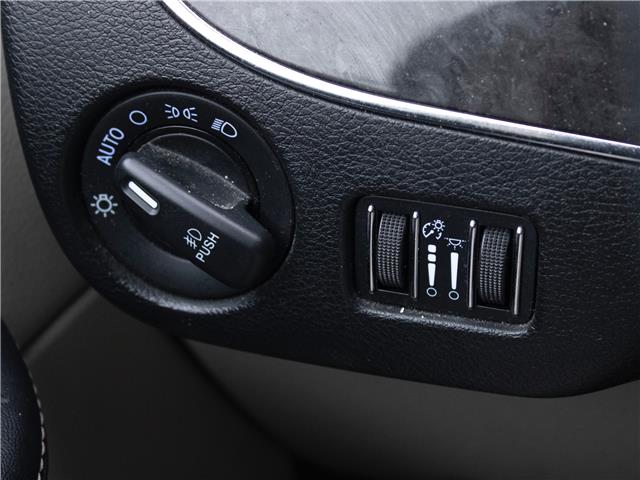 2013 Chrysler Town & Country Touring (Stk: TR5040) in Windsor - Image 7 of 23