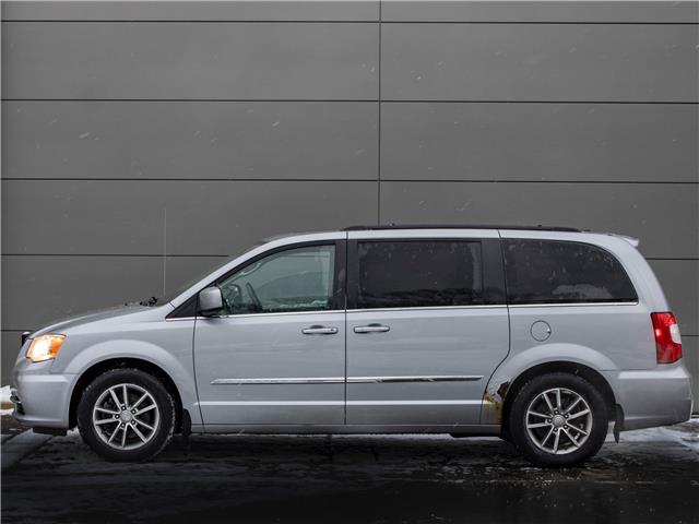 2013 Chrysler Town & Country Touring (Stk: TR5040) in Windsor - Image 3 of 23