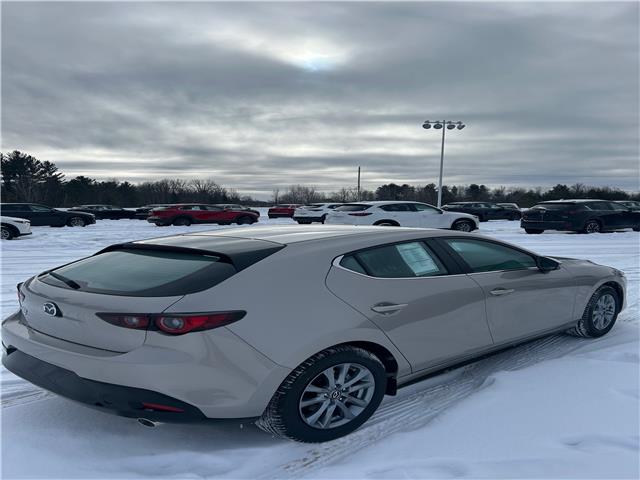 2026 Mazda Mazda3 Sport GS (Stk: 226-10) in Pembroke - Image 3 of 6