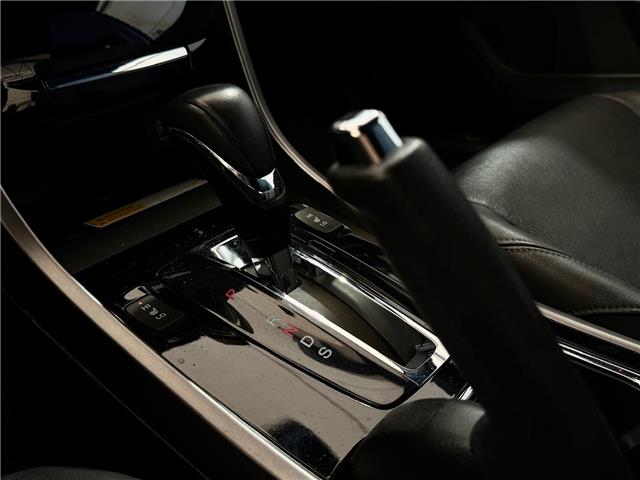 2017 Honda Accord Touring (Stk: 260216B) in Calgary - Image 11 of 14