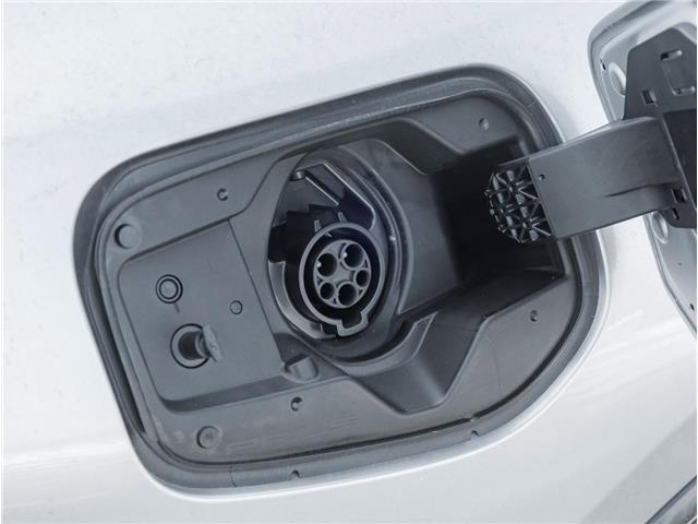 2026 Toyota Prius Plug-In Hybrid XSE (Stk: 36461) in Aurora - Image 6 of 8