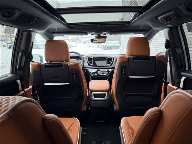 2026 Chrysler Pacifica Pinnacle (Stk: 26145) in London - Image 16 of 32