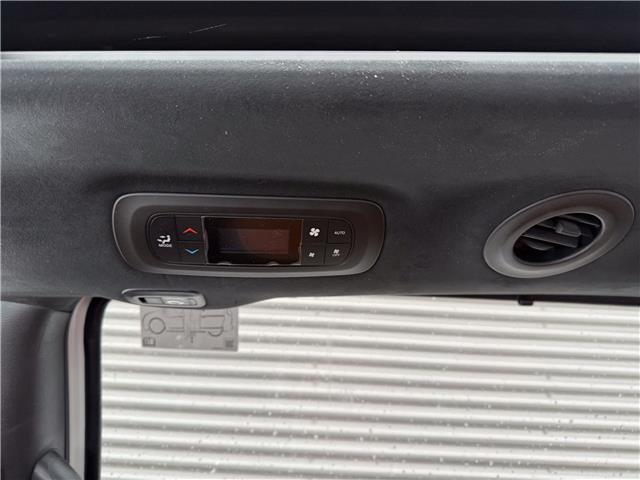 2026 Chrysler Pacifica Pinnacle (Stk: 26145) in London - Image 28 of 32