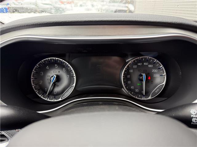 2026 Chrysler Pacifica Pinnacle (Stk: 26145) in London - Image 19 of 32