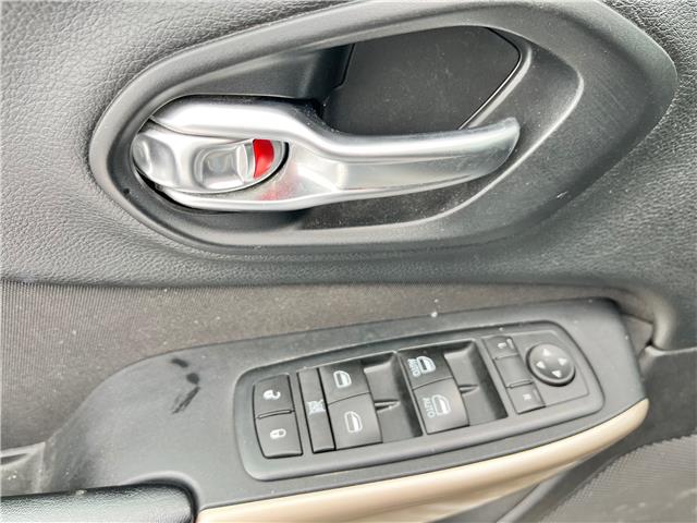 2017 Jeep Cherokee North (Stk: 26-167A) in Sarnia - Image 11 of 23