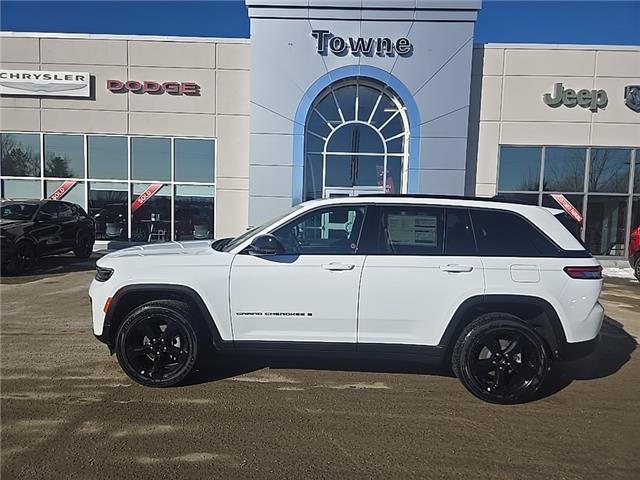 2026 Jeep Grand Cherokee Base (Stk: T060) in Miramichi - Image 2 of 13