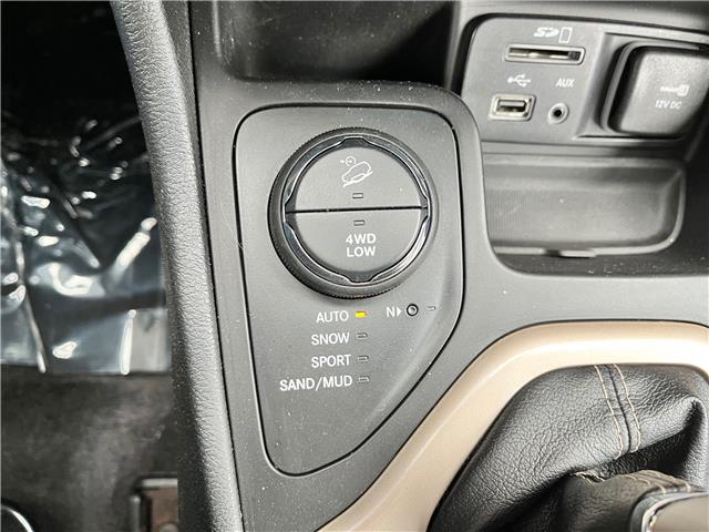 2017 Jeep Cherokee North (Stk: 26-167A) in Sarnia - Image 19 of 23