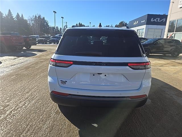 2026 Jeep Grand Cherokee Base (Stk: T060) in Miramichi - Image 4 of 13