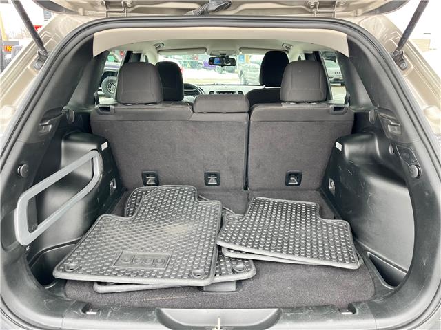 2017 Jeep Cherokee North (Stk: 26-167A) in Sarnia - Image 21 of 23