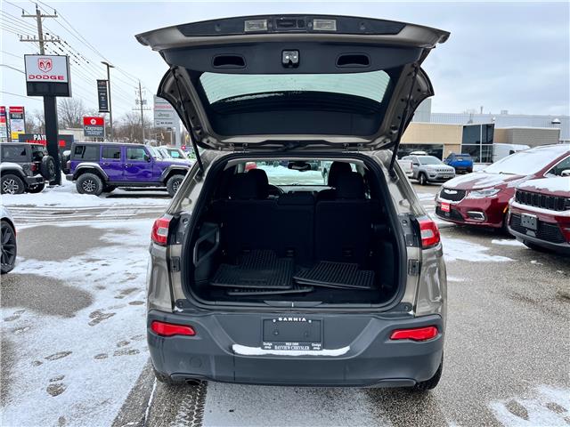 2017 Jeep Cherokee North (Stk: 26-167A) in Sarnia - Image 22 of 23