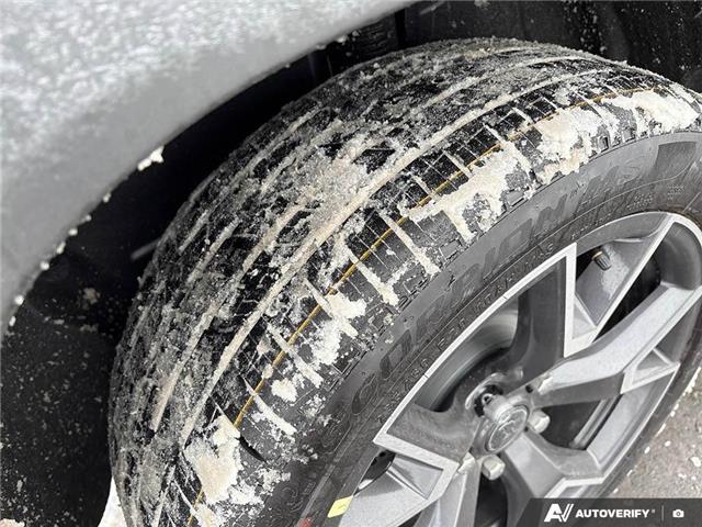 2026 Jeep Cherokee Overland (Stk: 165276) in London - Image 8 of 26