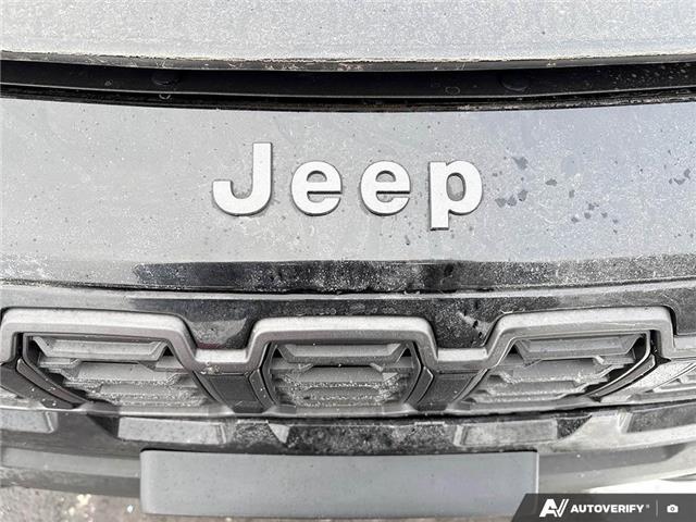 2026 Jeep Cherokee Overland (Stk: 165276) in London - Image 10 of 26