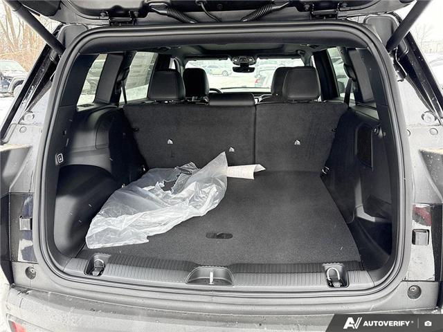 2026 Jeep Cherokee Overland (Stk: 165276) in London - Image 13 of 26