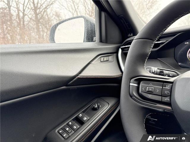2026 Jeep Cherokee Overland (Stk: 165276) in London - Image 18 of 26