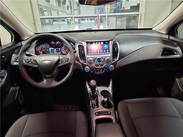 2017 Chevrolet Cruze LT Auto (Stk: 165250) in London - Image 6 of 10