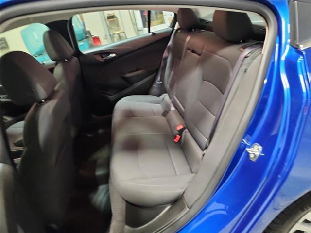 2017 Chevrolet Cruze LT Auto (Stk: 165250) in London - Image 9 of 10