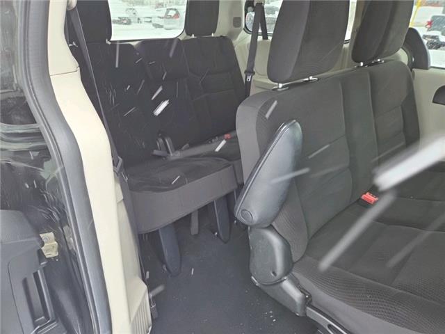 2018 Dodge Grand Caravan CVP/SXT (Stk: 25-144A) in Hanover - Image 7 of 15