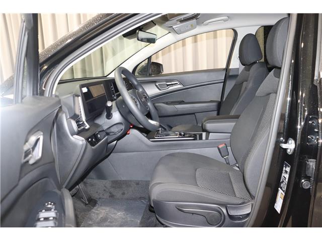 2024 Kia Sportage LX (Stk: 25240) in Edmonton - Image 11 of 22