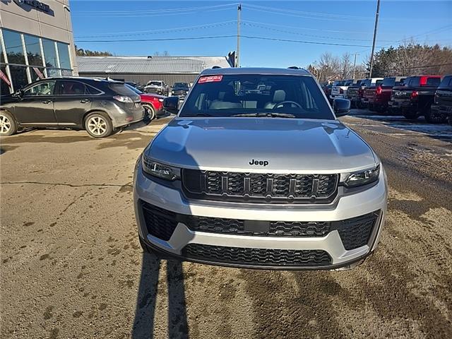 2026 Jeep Grand Cherokee Base (Stk: T059) in Miramichi - Image 8 of 13